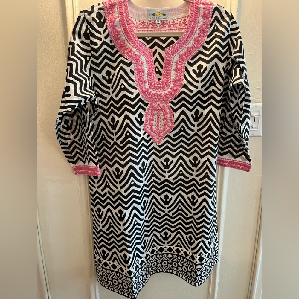 Bella Tu 💯 cotton 3/4 length sleeve embroidered dress
